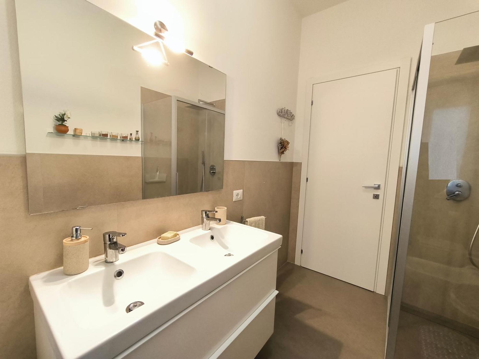 Casa Dina Apartment Бавено Екстериор снимка